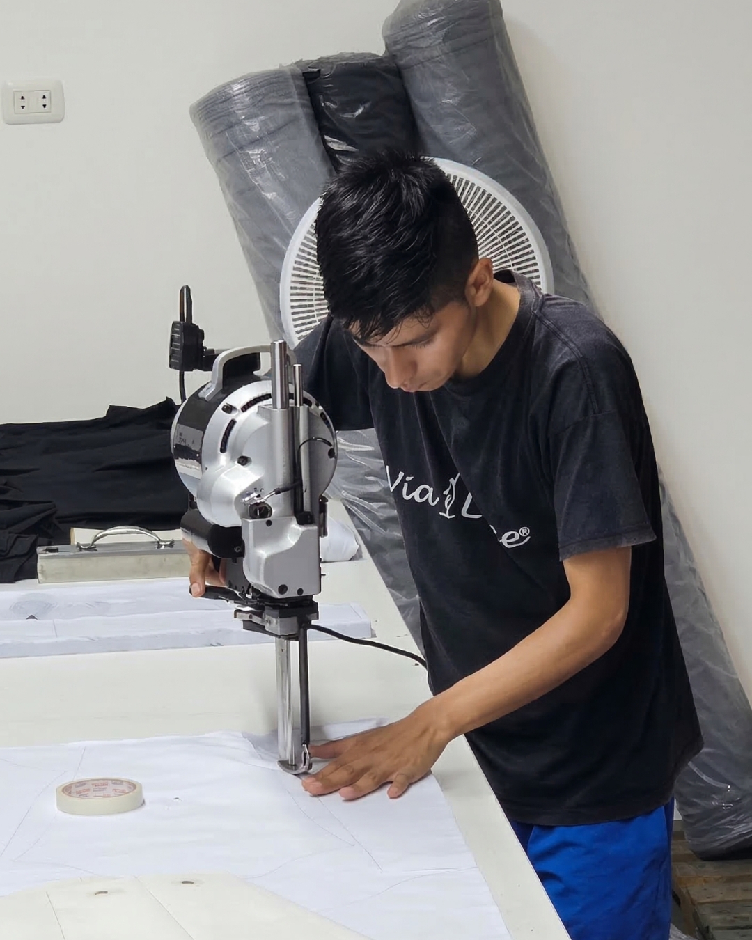 Corte de telas Vialine en Perú